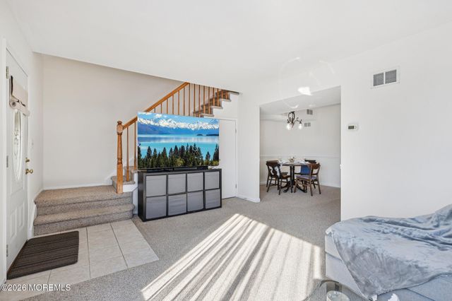 38 Amy Court 1301, Brick, NJ 08724