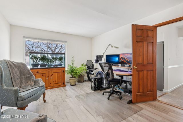 38 Amy Court 1301, Brick, NJ 08724