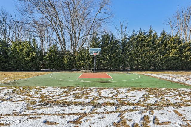 38 Amy Court 1301, Brick, NJ 08724