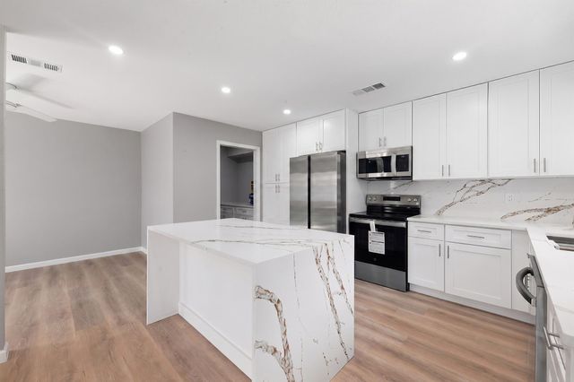 97 April Wind Drive S, Conroe, TX 77356