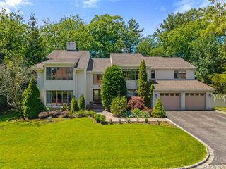 6 Magnetti Circle, Mamaroneck, NY 10543