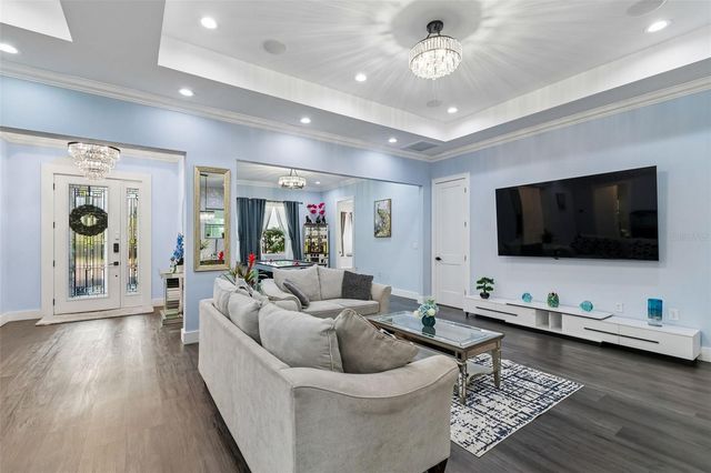 106 W 122ND AVENUE, Tampa, FL 33612