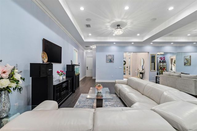 106 W 122ND AVENUE, Tampa, FL 33612