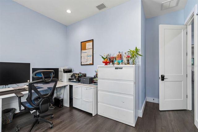 106 W 122ND AVENUE, Tampa, FL 33612