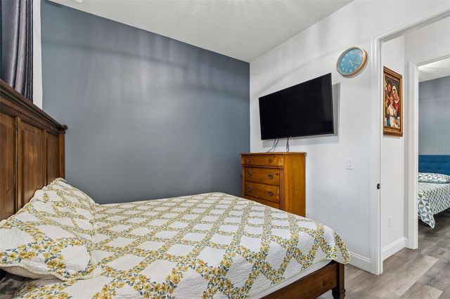 106 W 122ND AVENUE, Tampa, FL 33612