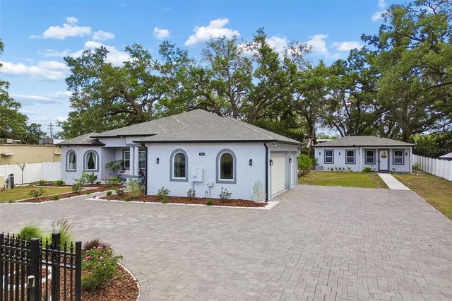 106 W 122ND AVENUE, Tampa, FL 33612