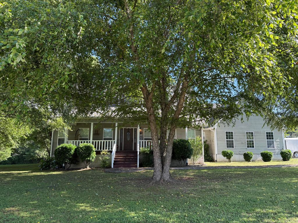 159 Beaver Drive, Trenton, GA 30752