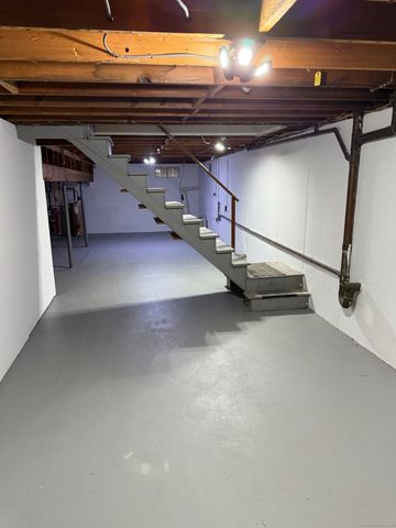 36 Colonial Drive, Prospect, CT 06712