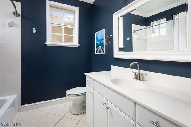 3042 Driftwood WAY 4808, Naples, FL 34109