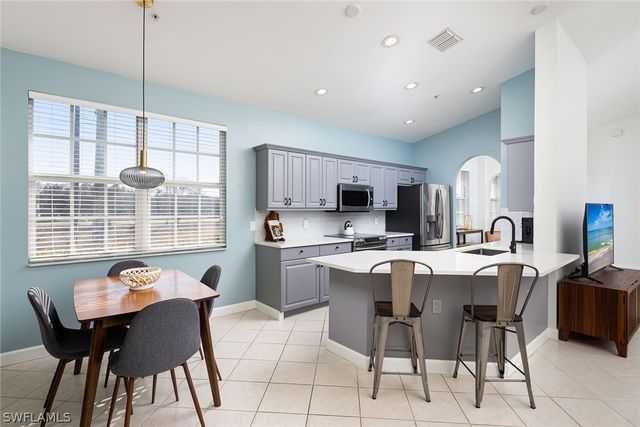 3042 Driftwood WAY 4808, Naples, FL 34109