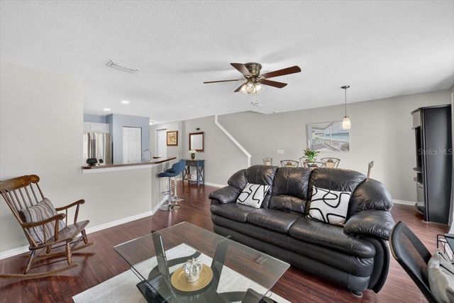 4582 LIMERICK DRIVE, Tampa, FL 33610