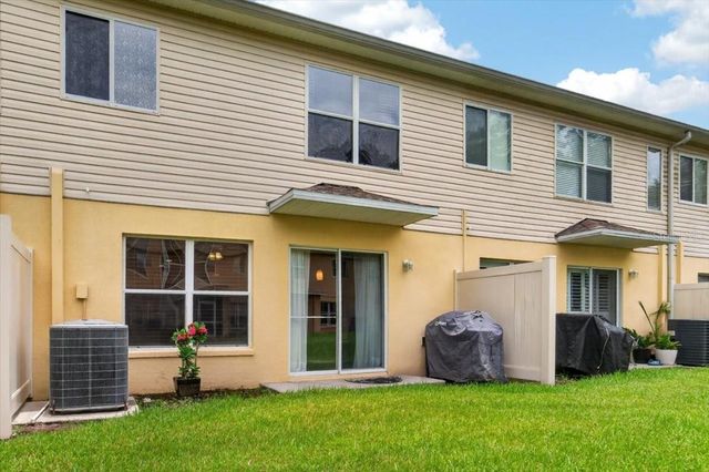 4582 LIMERICK DRIVE, Tampa, FL 33610