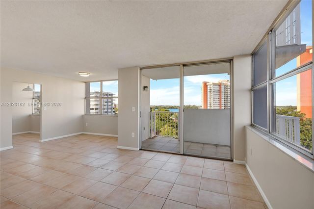 1300 NE Miami Gardens Dr 714E, Miami, FL 33179