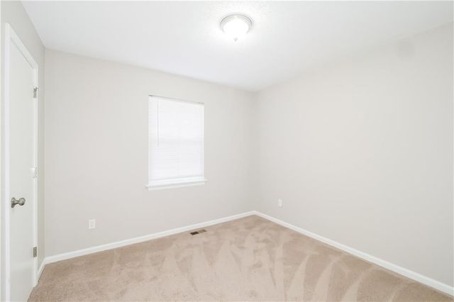 408 N Washington Street, Raymore, MO 64083