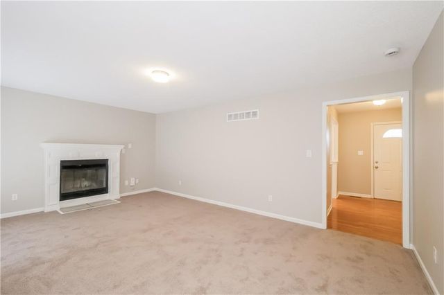 408 N Washington Street, Raymore, MO 64083