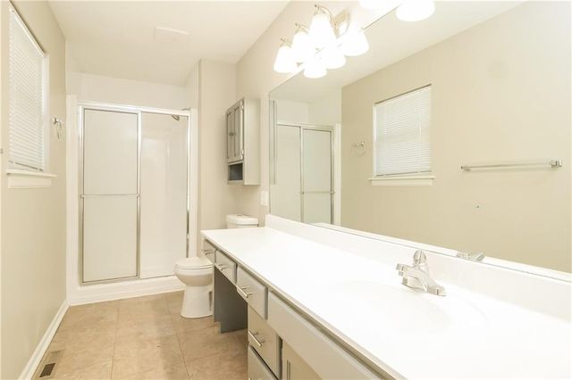 408 N Washington Street, Raymore, MO 64083