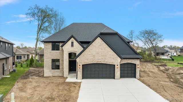 50318 Mistwood Drive, Macomb Township, MI 48042