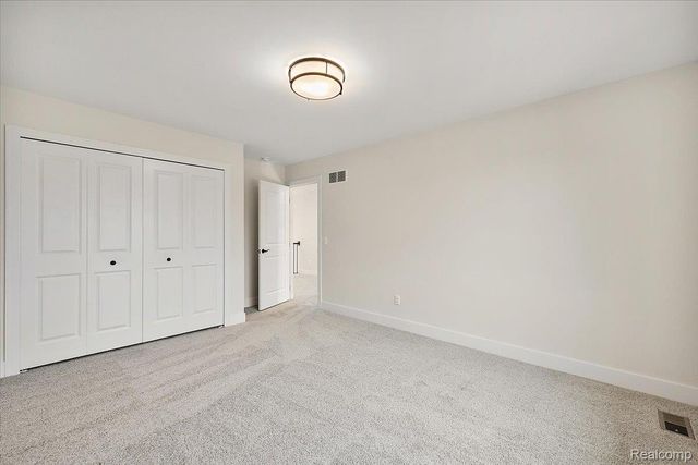 50318 Mistwood Drive, Macomb Township, MI 48042
