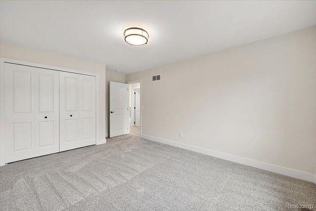50318 Mistwood Drive, Macomb Township, MI 48042