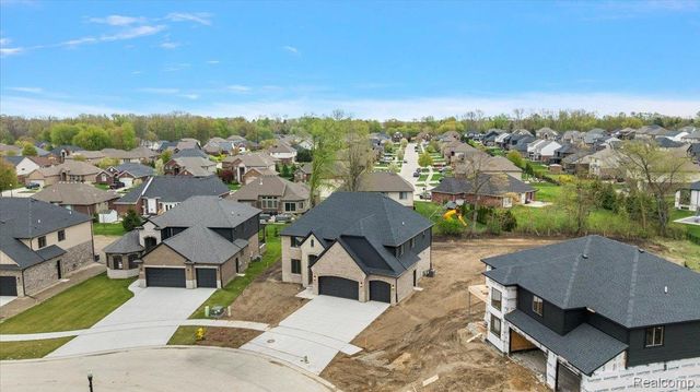 50318 Mistwood Drive, Macomb Township, MI 48042