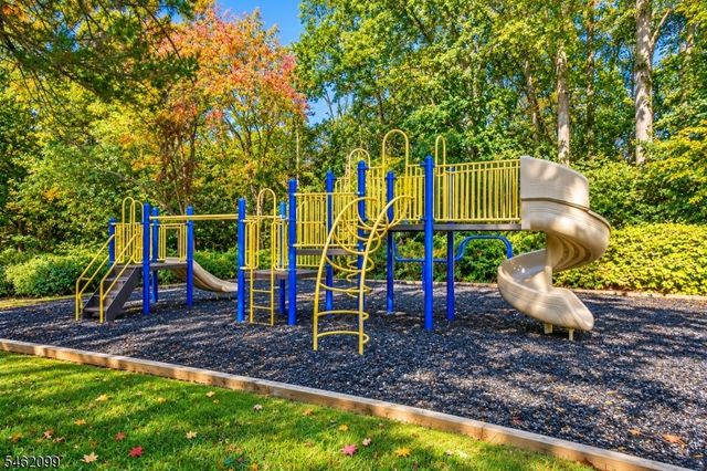 145 Lexington Cir, Old Bridge Twp., NJ 07747