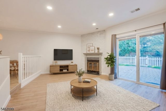 145 Lexington Cir, Old Bridge Twp., NJ 07747