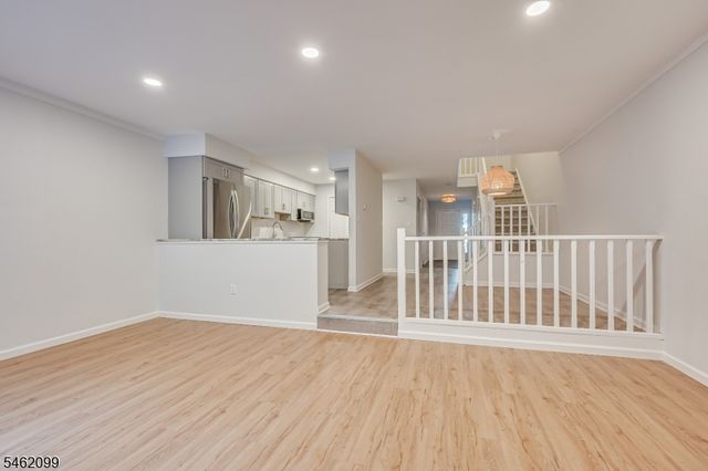 145 Lexington Cir, Old Bridge Twp., NJ 07747