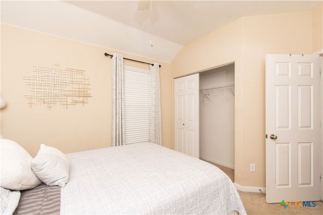 421 Shadowpoint, San Marcos, TX 78666