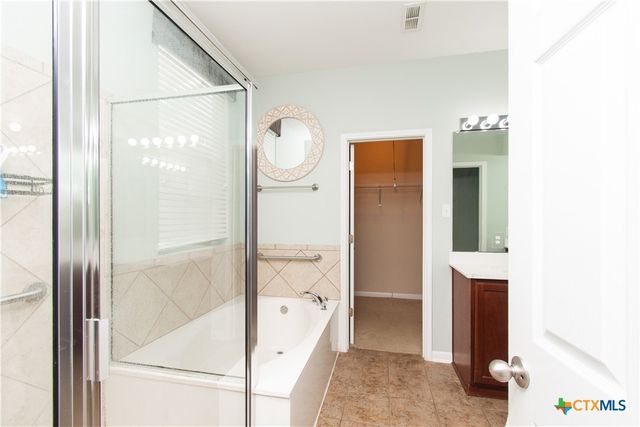 421 Shadowpoint, San Marcos, TX 78666