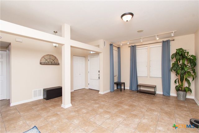 421 Shadowpoint, San Marcos, TX 78666