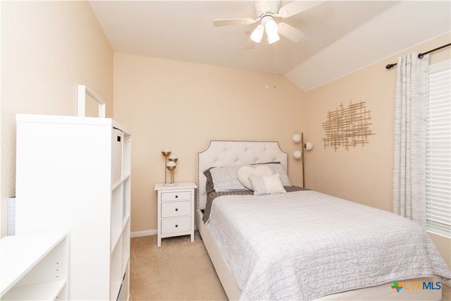 421 Shadowpoint, San Marcos, TX 78666