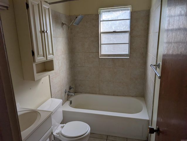 3002 WARE STREET, Little Rock, AR 72204