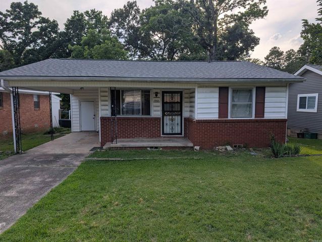3002 WARE STREET, Little Rock, AR 72204