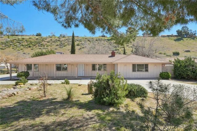 7829 Chase Avenue, Hesperia, CA 92345