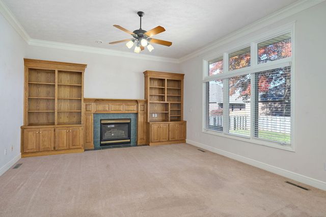 733 E Lakewood Street, Springfield, MO 65810