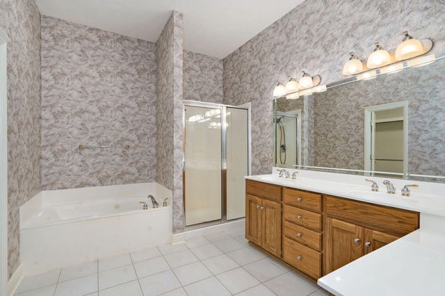 733 E Lakewood Street, Springfield, MO 65810