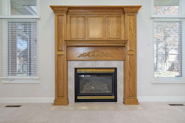 733 E Lakewood Street, Springfield, MO 65810