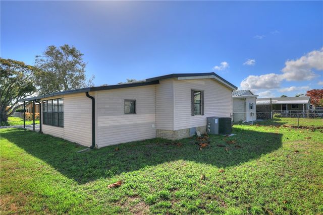 1212 Paurotis Drive, Sebastian, FL 32976