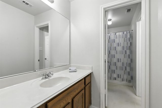 708 Crockett Drive, Mansfield, TX 76063