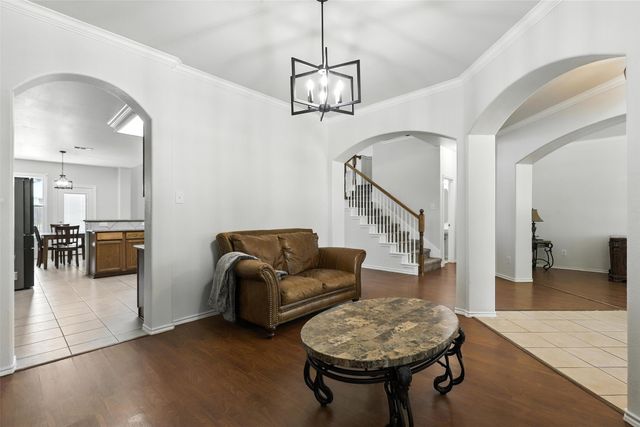 708 Crockett Drive, Mansfield, TX 76063