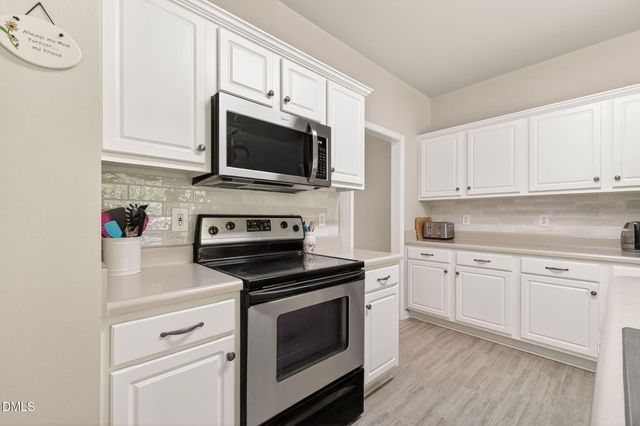 10 Roping Horn Way, Willow Spring, NC 27592