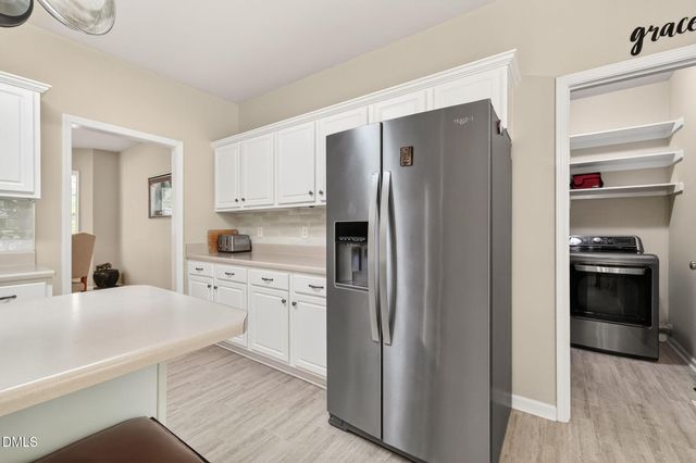 10 Roping Horn Way, Willow Spring, NC 27592