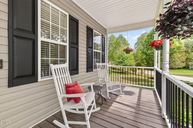 10 Roping Horn Way, Willow Spring, NC 27592