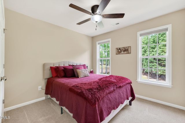 10 Roping Horn Way, Willow Spring, NC 27592