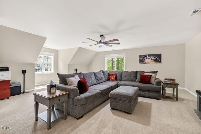 10 Roping Horn Way, Willow Spring, NC 27592