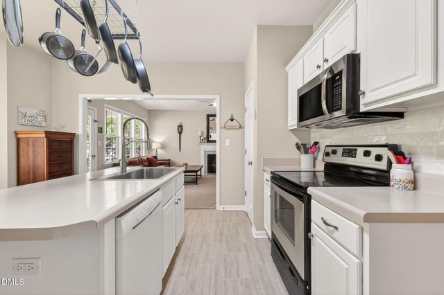 10 Roping Horn Way, Willow Spring, NC 27592