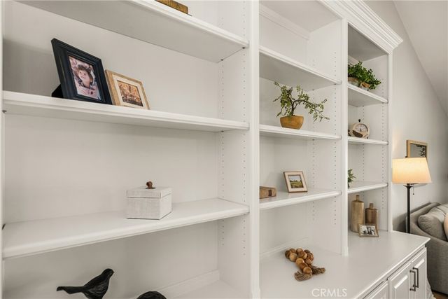 16 Driftwood 24, Irvine, CA 92604