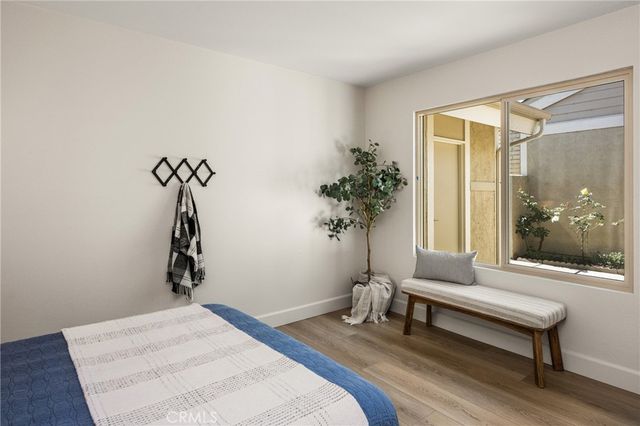 16 Driftwood 24, Irvine, CA 92604