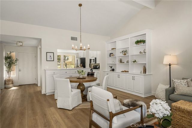 16 Driftwood 24, Irvine, CA 92604