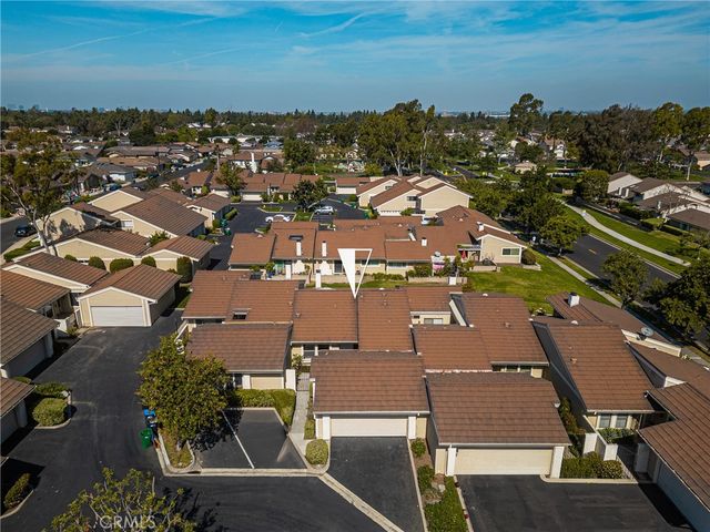 16 Driftwood 24, Irvine, CA 92604